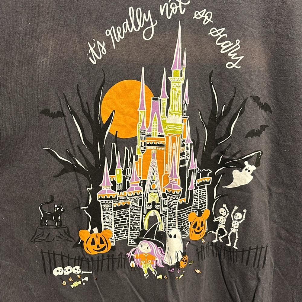 Unisex Disney Castle Halloween Screen-Printed T-Shirt - Large - Picture 2 of 3